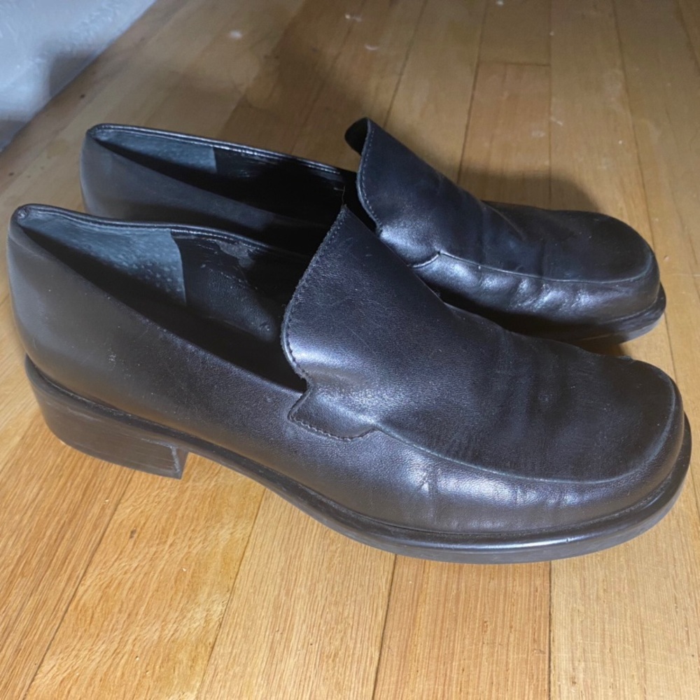 Franco Sarto Flex black leather loafers